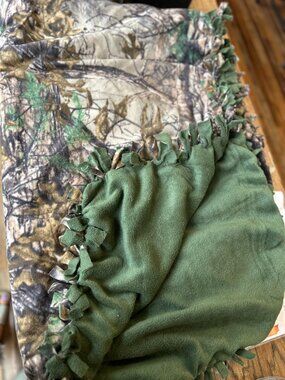 Handmade RealTree Camo Fleece Tie Blanket - Large Throw Size